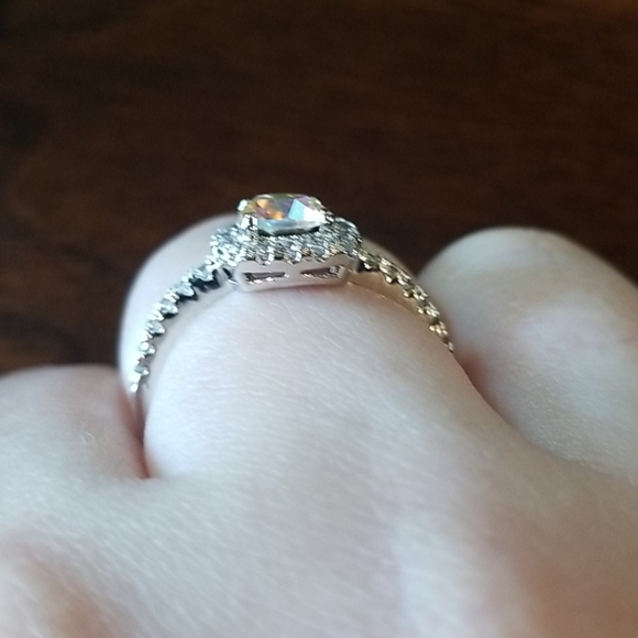 🌈Rainbow Stone Ring🌈 - Picture 3 of 4